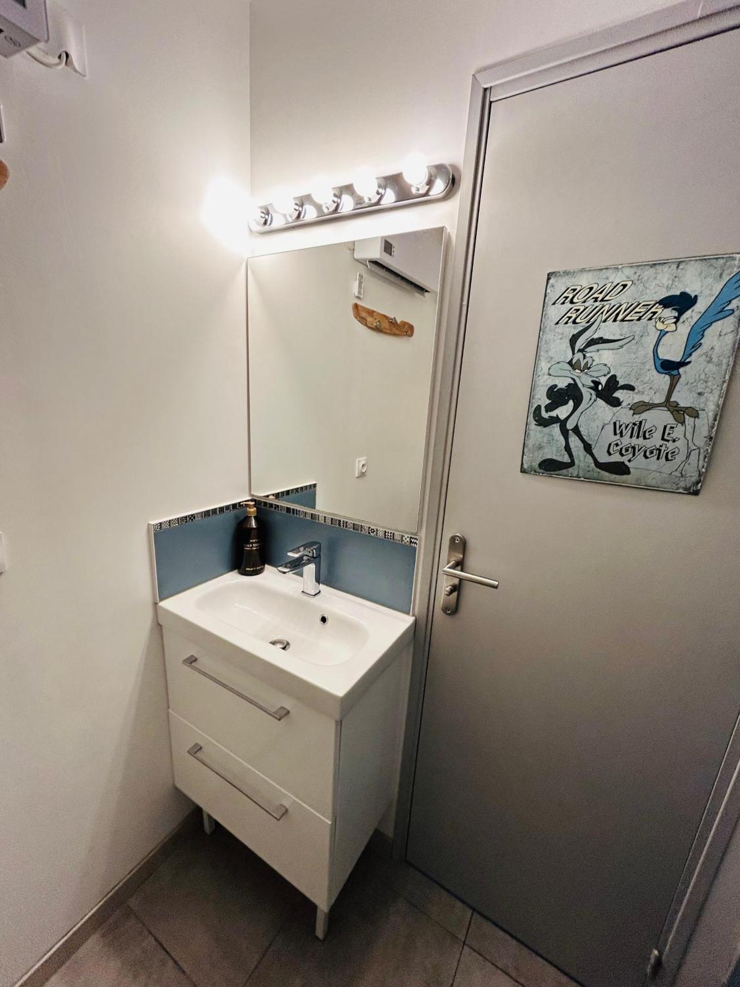 Estudio 1Ere Ligne Vue Mer ,Place De Parking Privee Acces A La Plage De La Residence 3Eme Etage Палава-ле-Фло Экстерьер фото
